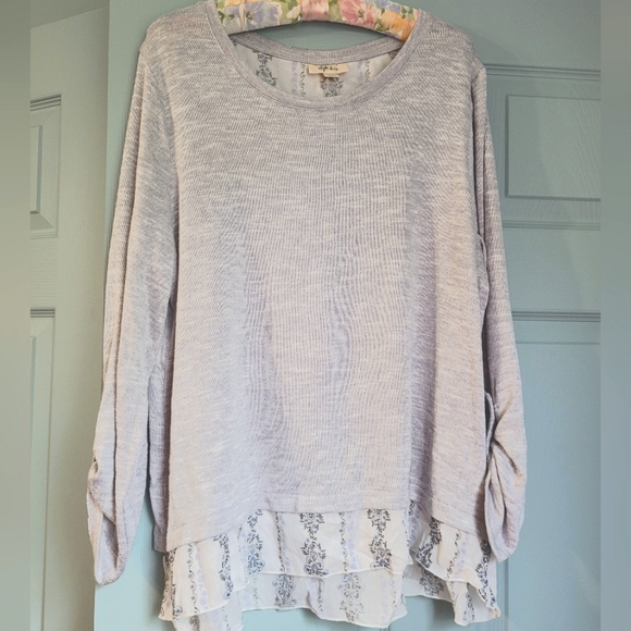 Layered-look light grey sweater - Picture 1 of 11